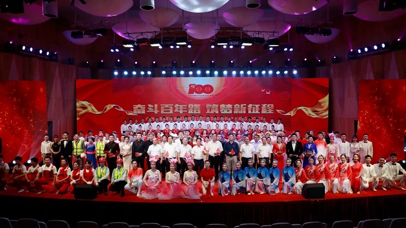 最美那抹壯鄉(xiāng)藍(lán)！《壯鄉(xiāng)兒女頌黨恩》亮相北投集團(tuán)慶祝建黨百年文藝匯演